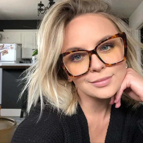 Diff BECKY Blue Light Glasses 👓 - Picture 5 of 14